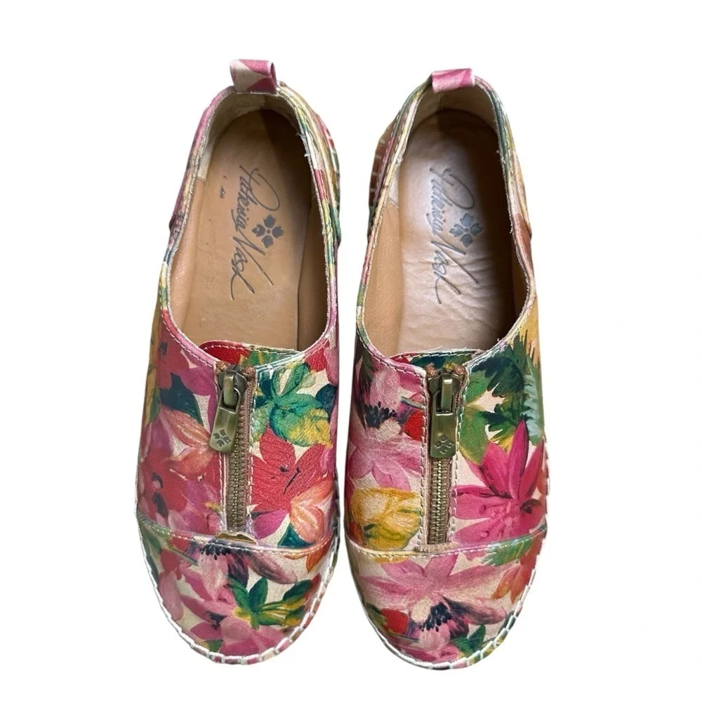 Patricia Nash Women’s 6 Eva Floral Leather Espadrille Zipper Slip-On Flat Shoe